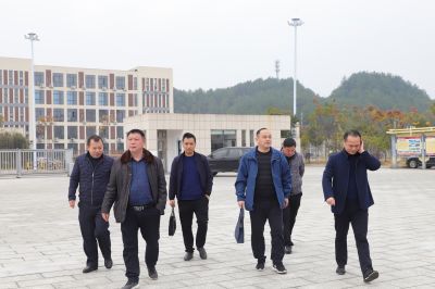 平安建設(shè)迎驗收，平安和諧滿校園——我校迎接“懷化市平安建設(shè)示范校”評估驗收